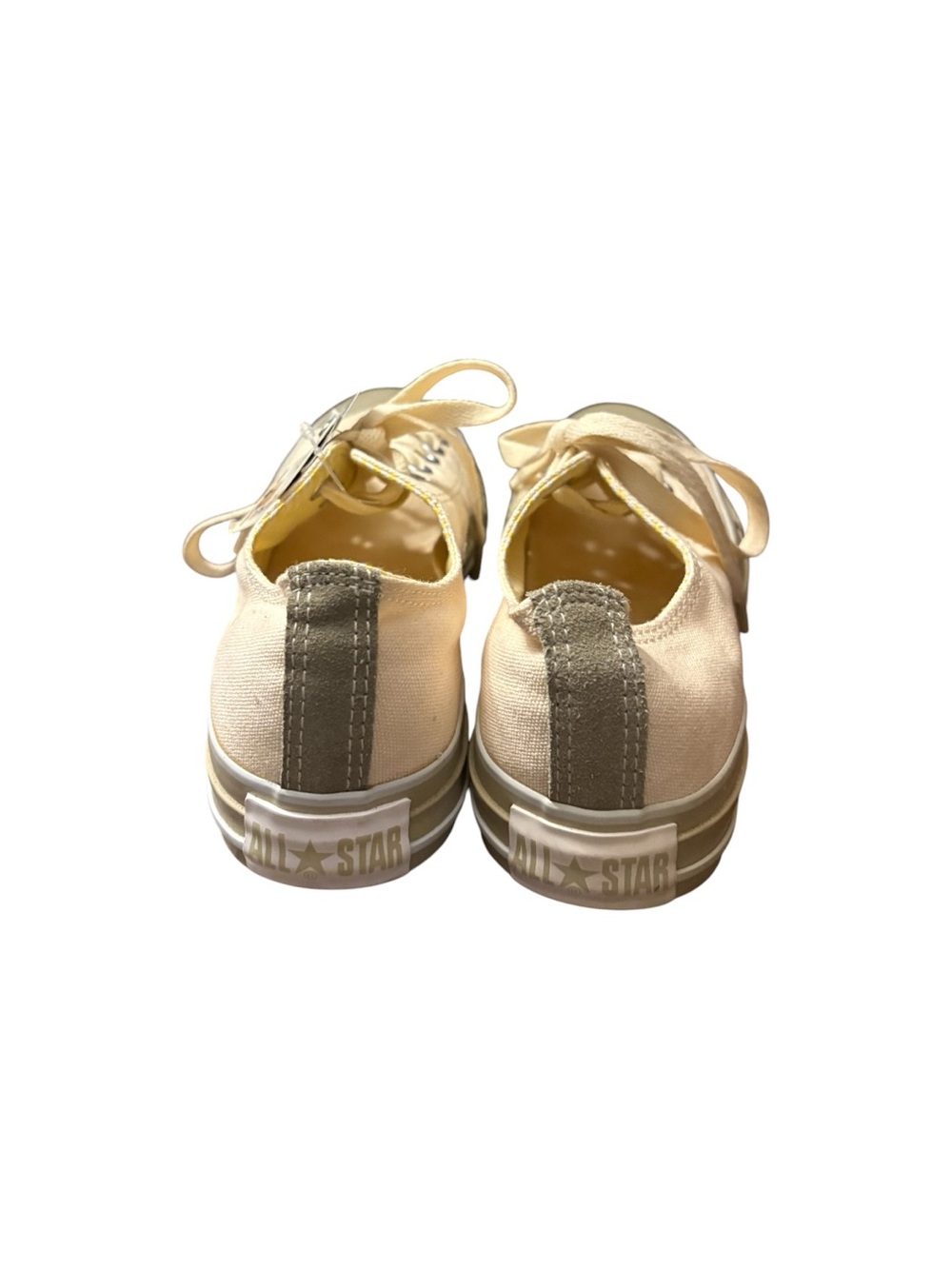 Converse - Picture 2 of 4